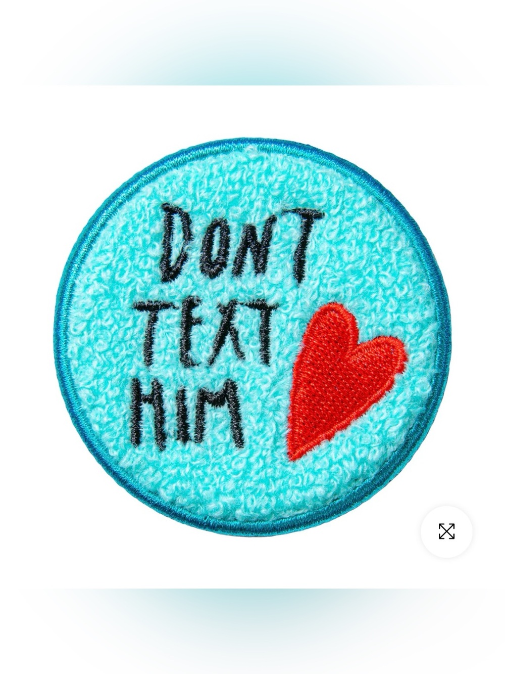MAGmoji Badge “DON’T TEXT HIM” magsafe compatibility - Picture 5 of 6
